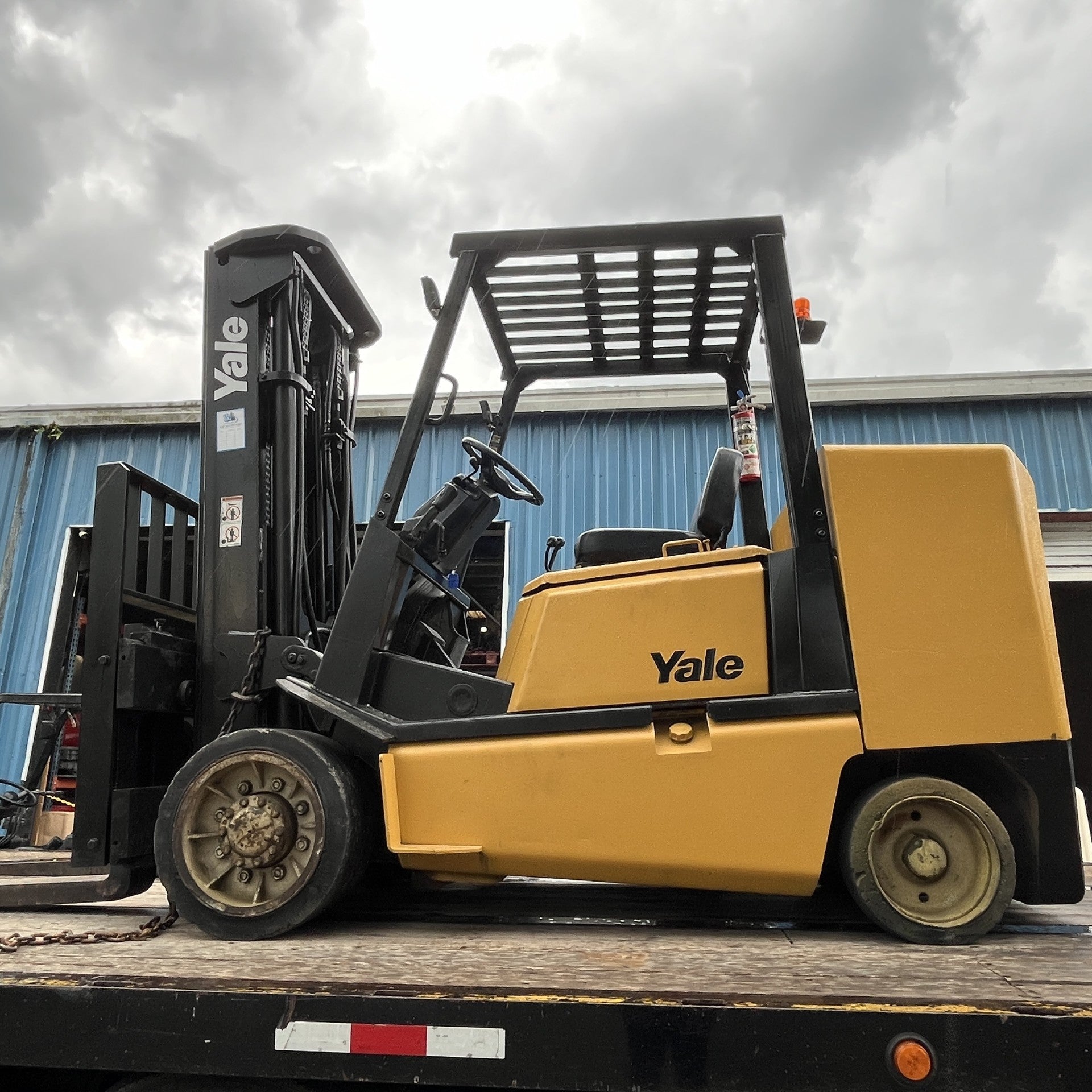 Yale GLC120MG 12000 lb. LPG Forklift w/Sideshift 185"H