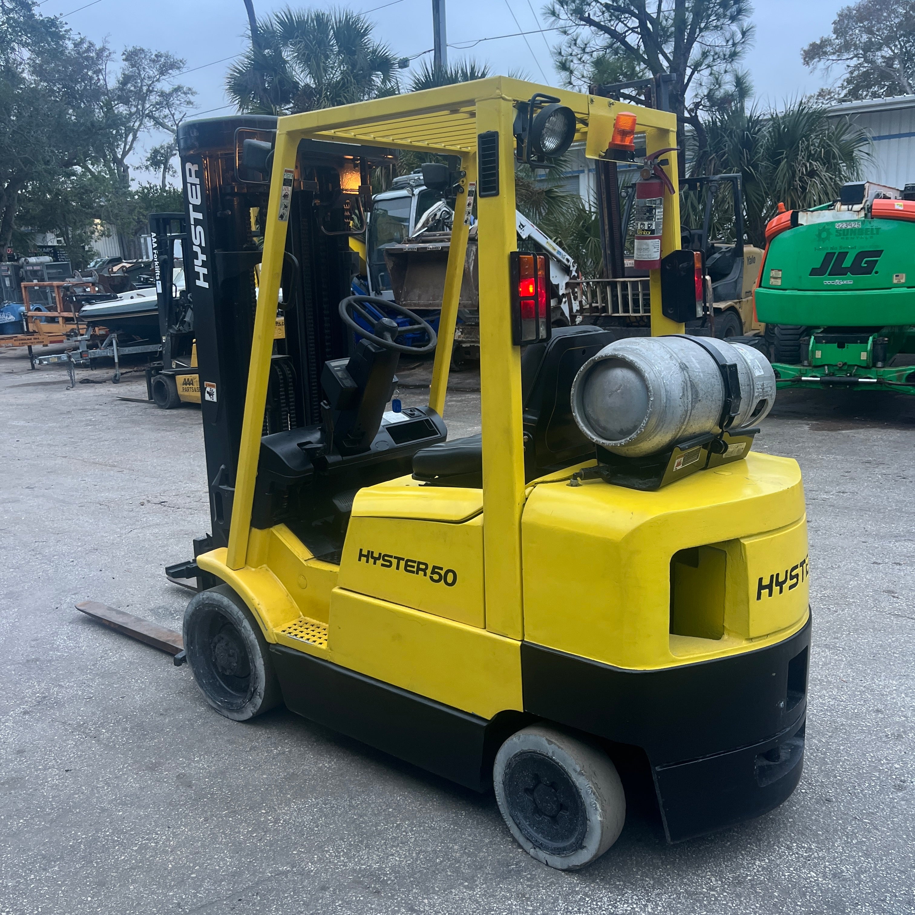 Hyster S50XM 5000 lb. LPG Forklift w/ Sideshift & Quad Mast 240"H