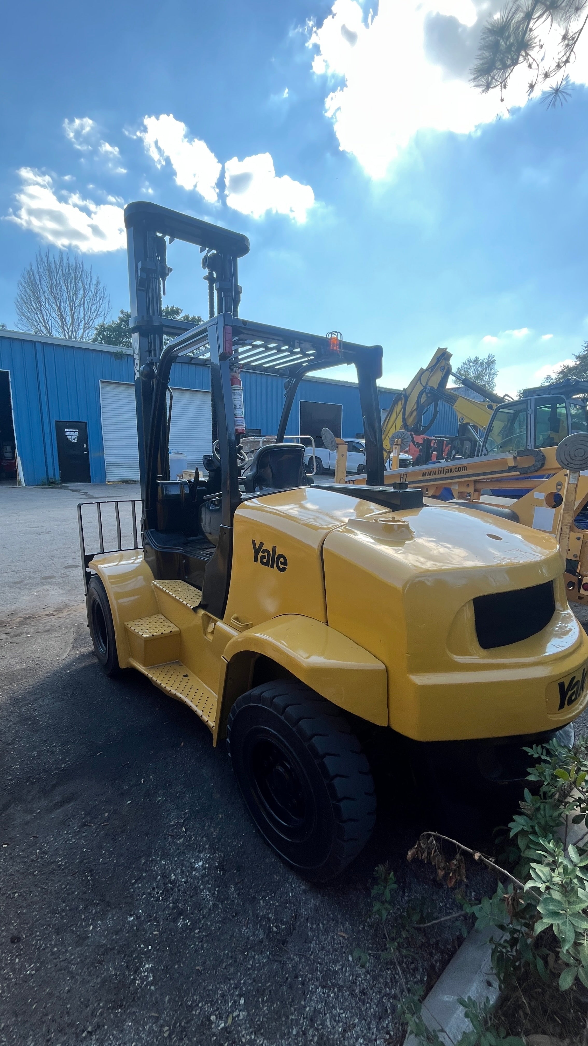 REFURBISHED 2008 Yale GDP155VX 15,500 lb. Diesel Forklift w/ Sideshift & Dual Wheel 212.6"H