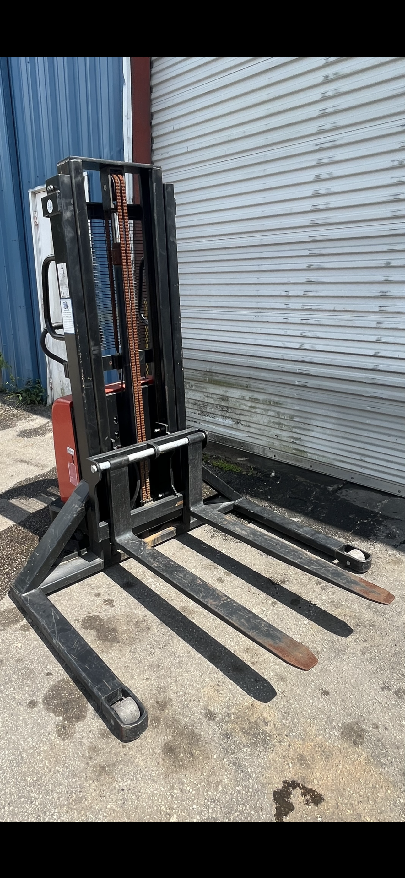 KopaLift 2000 lb. Electric Walkie Stacker Forklift 12v 98" NEW BATTERY