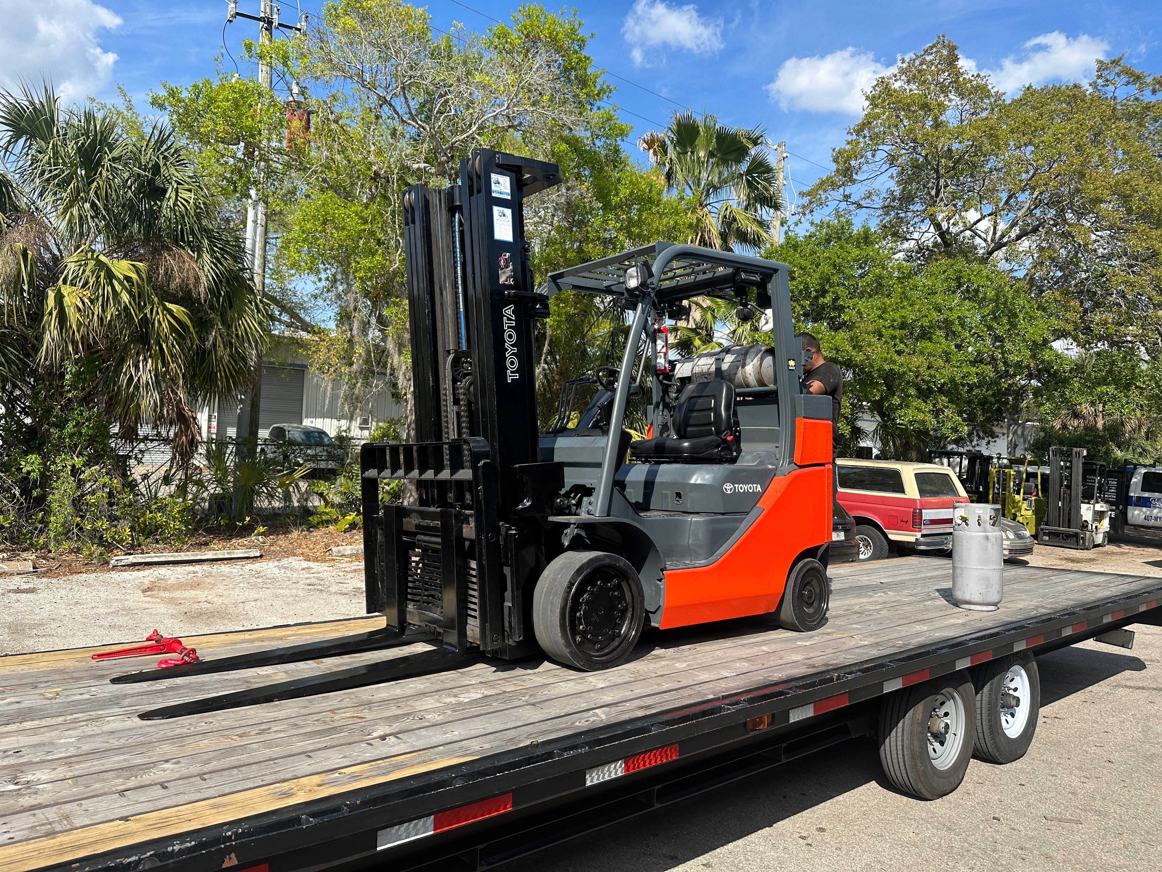 2016 Toyota 8FGC35U-BCS 8000 lb. LPG Forklift w/ Sideshift 199"H