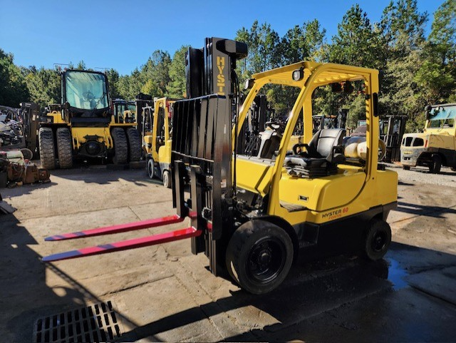 2014 Hyster H60FT 6000 lb. LPG Forklift w/ Sideshift 187"H