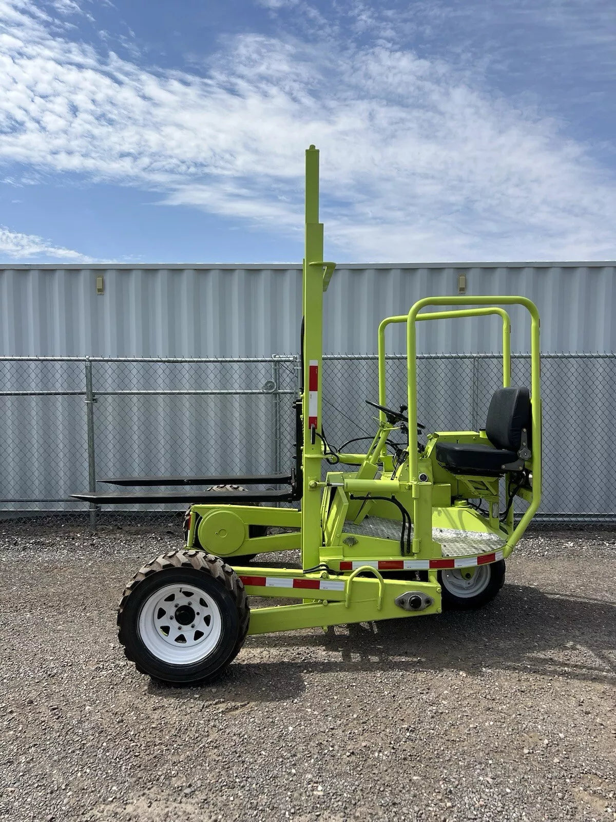 Donkey D12-3K 3000 lb. Truck-Mounted Rough Terrain Forklift w/ Reach