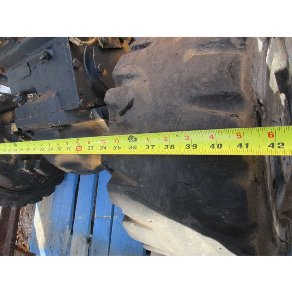 Caterpillar T40D 4000LBS Forklift Front Differential Axle Chunk w/ Wheels Cat - Parts
