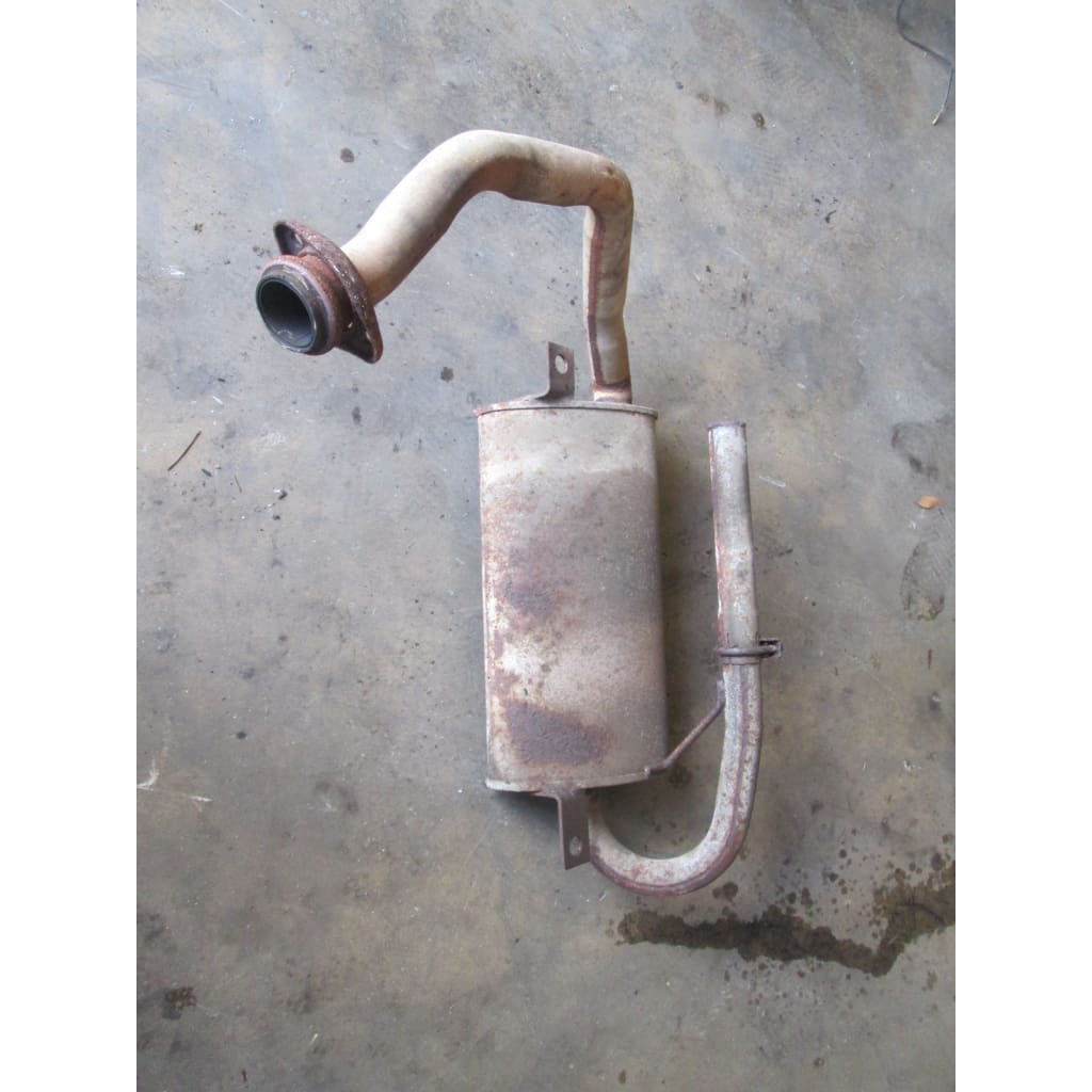 Nissan Gas Muffler - Parts