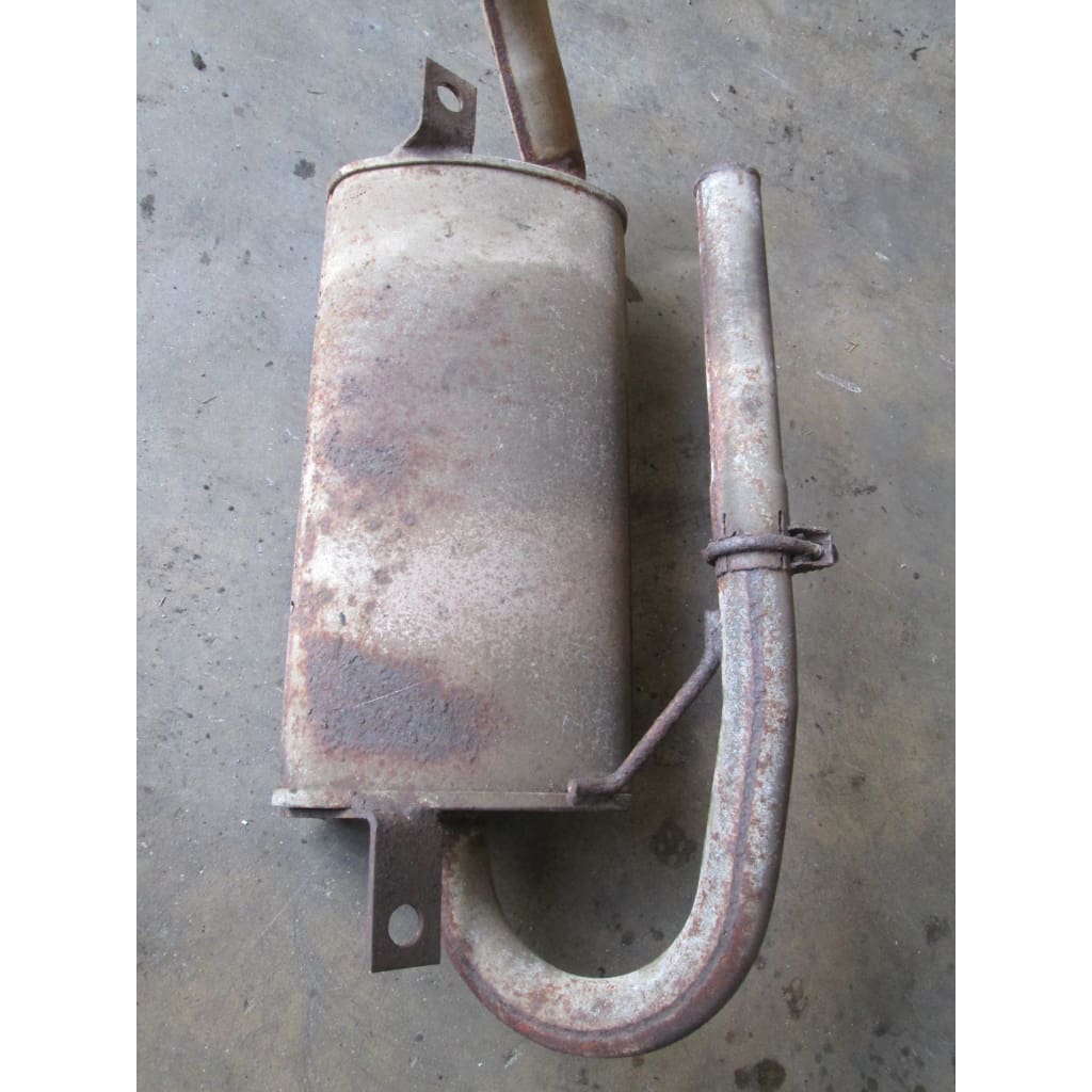 Nissan Gas Muffler - Parts