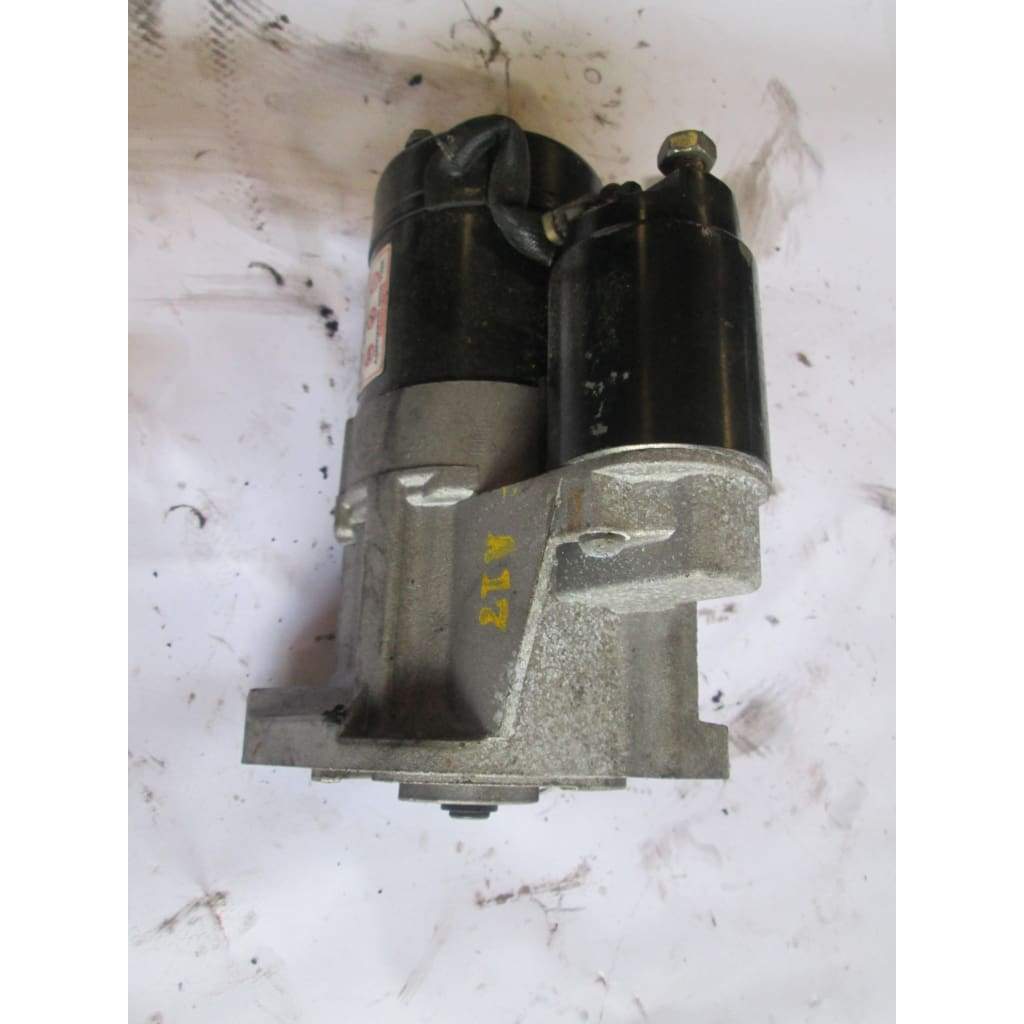 Nissan Gas Starter - Parts