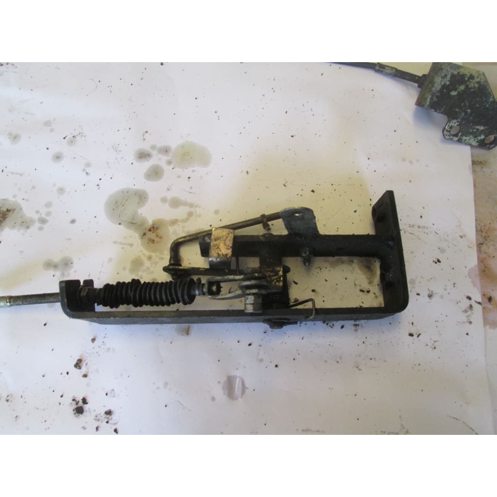 Yale Benada Accelerator And Wire - Parts
