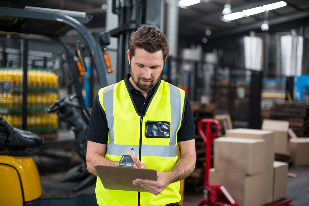 5 Things You Need To Know Before Buying A Forklift