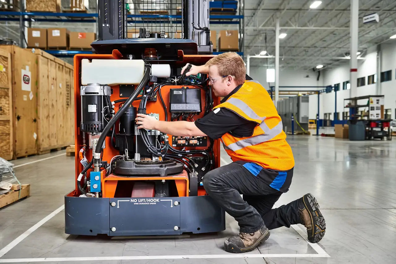 https://www.aaaforklifts.com/cdn/shop/articles/engine_inspection.webp?v=1728988028&width=2048