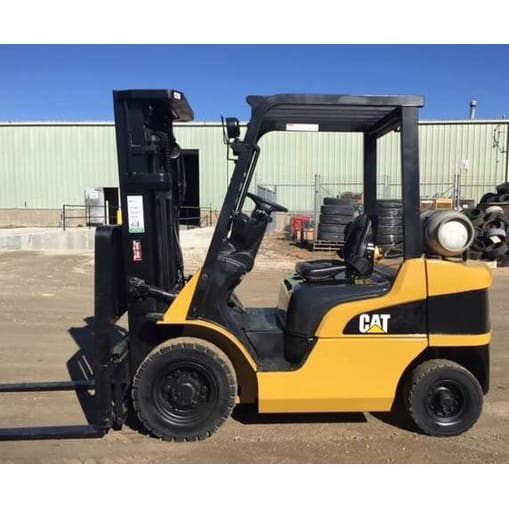 2006 Caterpillar P5000 5000 lb. LPG Forklift w/ Sideshift & Solid Pneumatic Tires - Forklifts