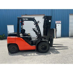 2015 Toyota 8FD35U 8000 lb. Diesel Forklift w/ Sideshift & Solid Pneumatic Tires 187H - Forklifts