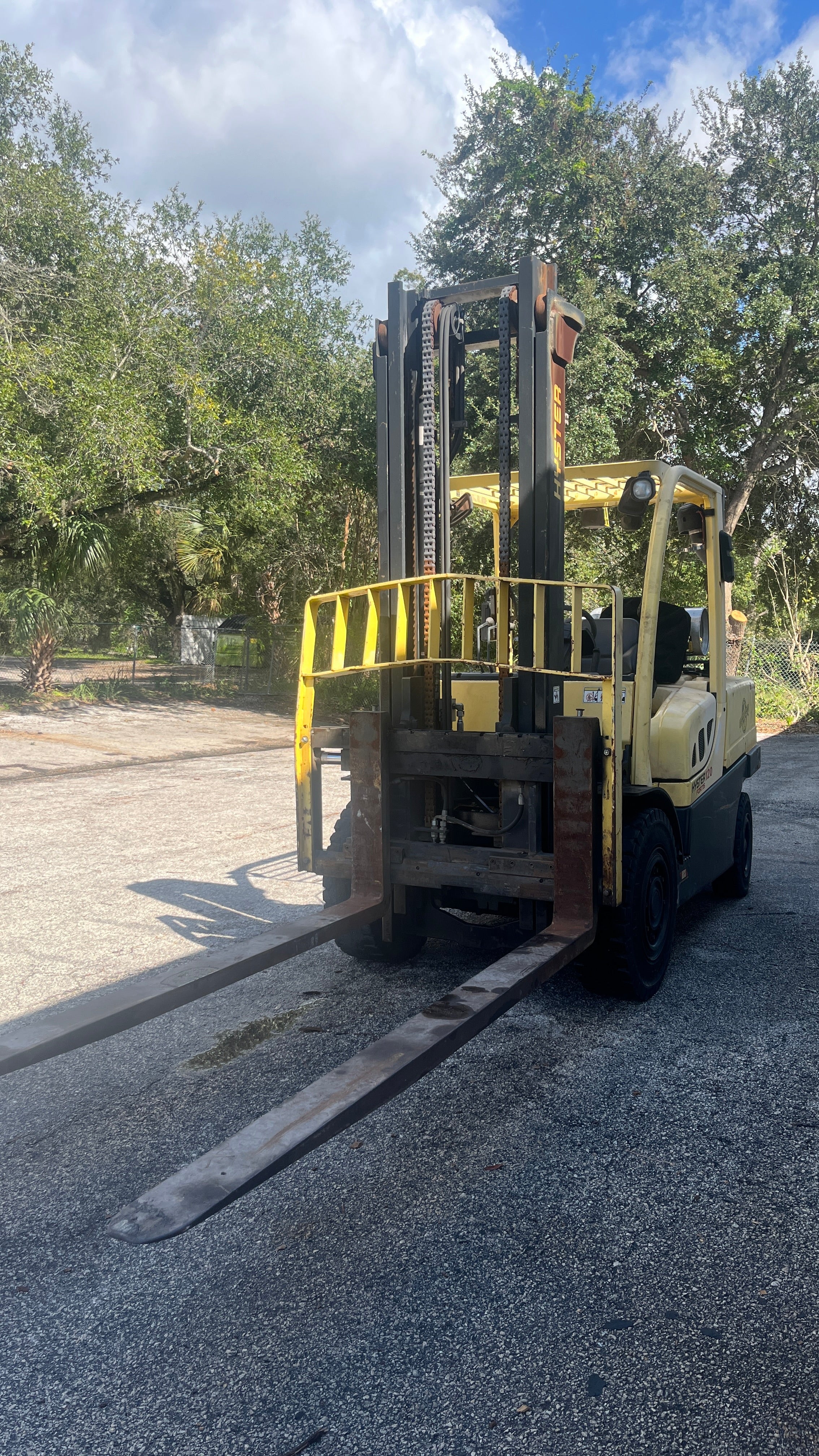 2014 Hyster H120FT 12,000 lb. LPG Forklift w/ Sideshift & Solid Pneumatic 157"H