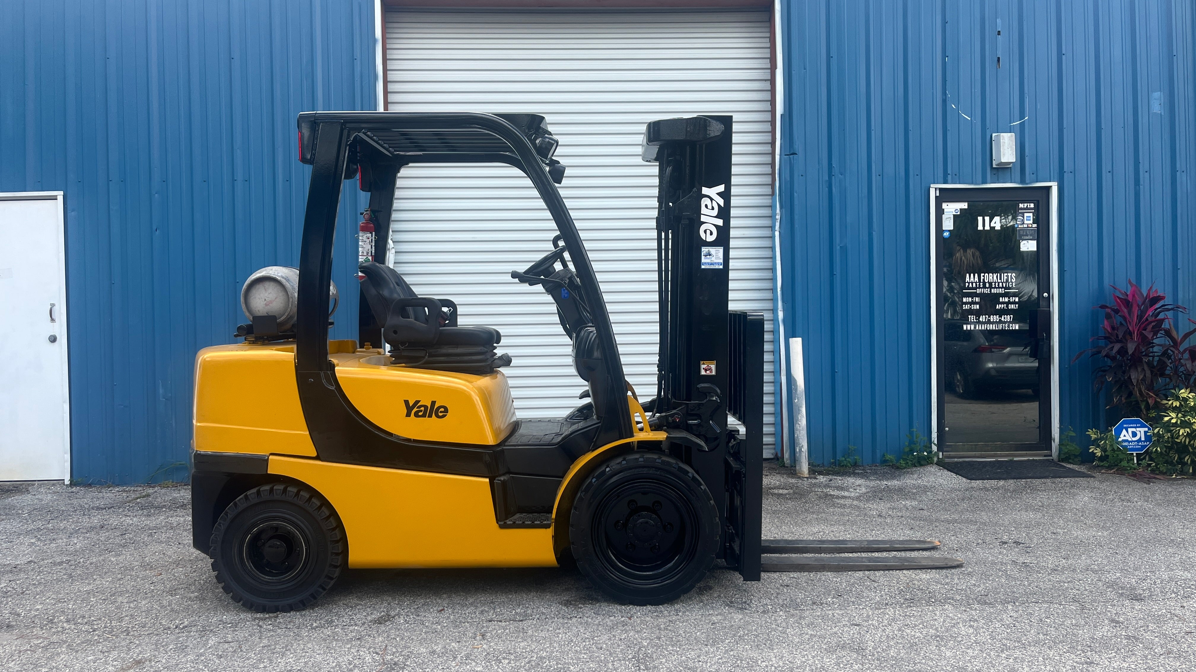 2016 Yale GLP060VX 6000 lb. LPG Forklift w/ Sideshift 189"H