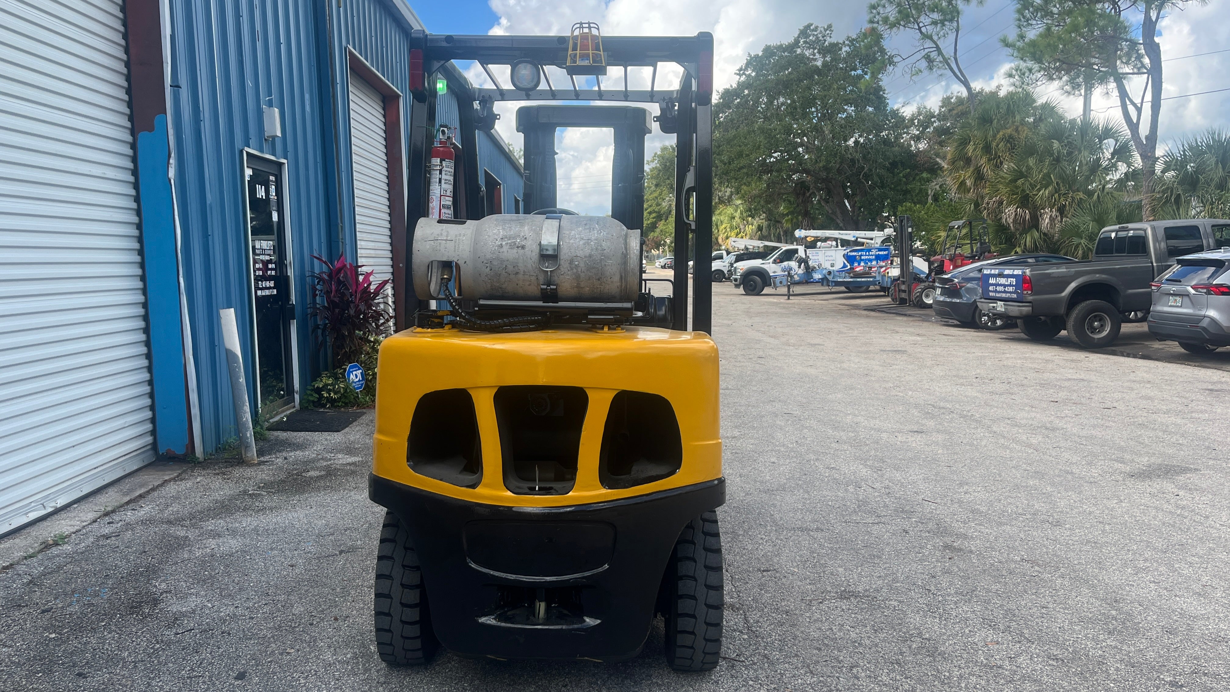 2016 Yale GLP060VX 6000 lb. LPG Forklift w/ Sideshift 189"H