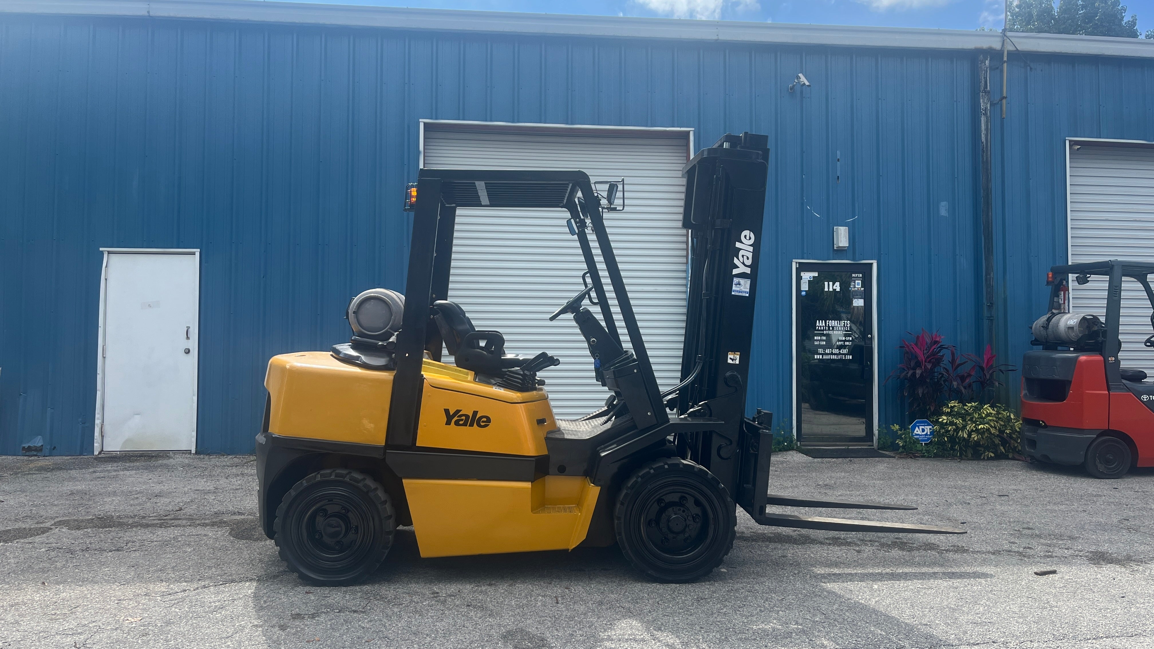 2006 Yale GLP080LJ 8,000 lb. LPG Forklift w/ Sideshift 173"H