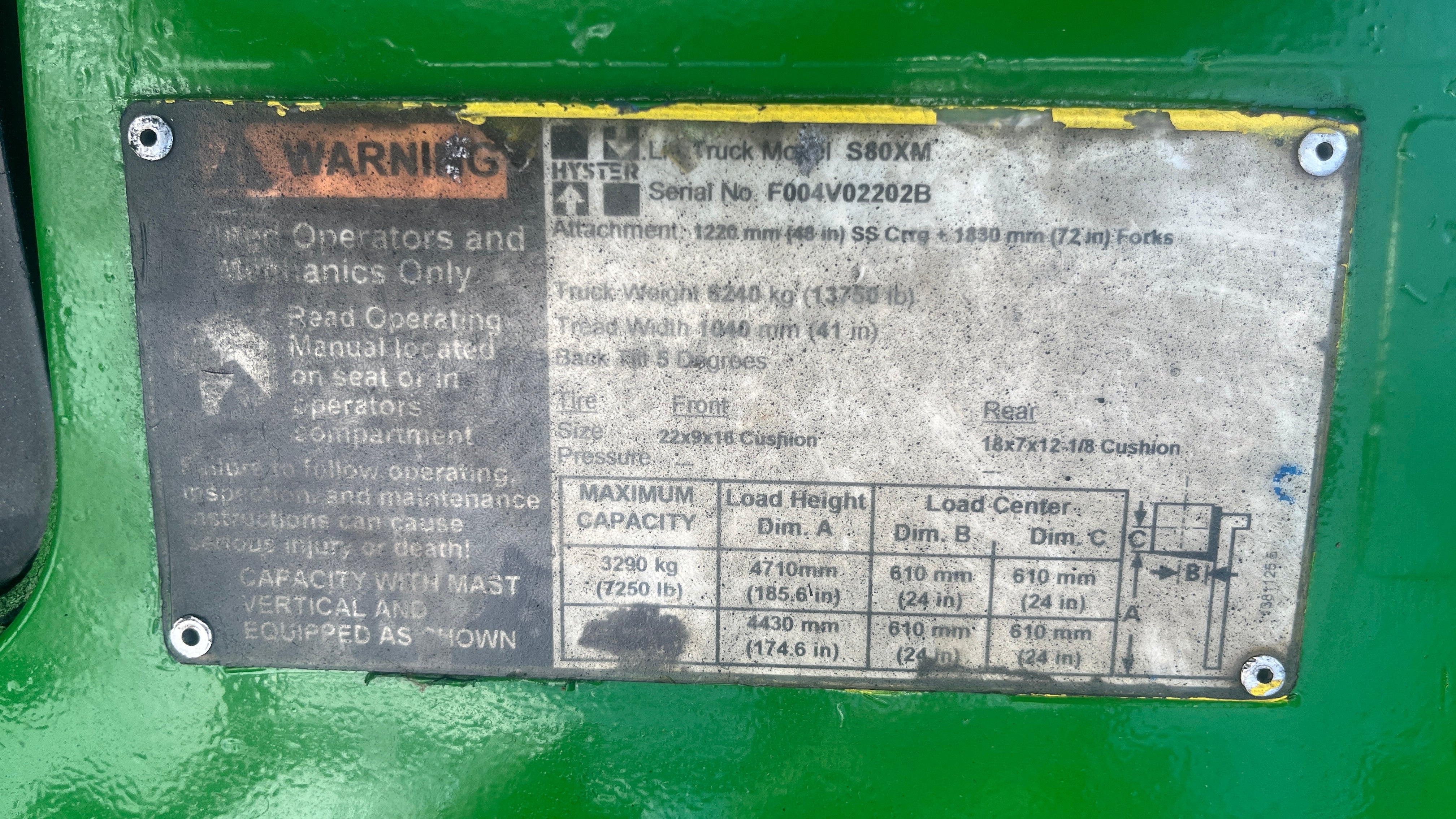 2004 Hyster S80XM 8000 libras. Carretilla elevadora de GLP con desplazamiento lateral 185"H