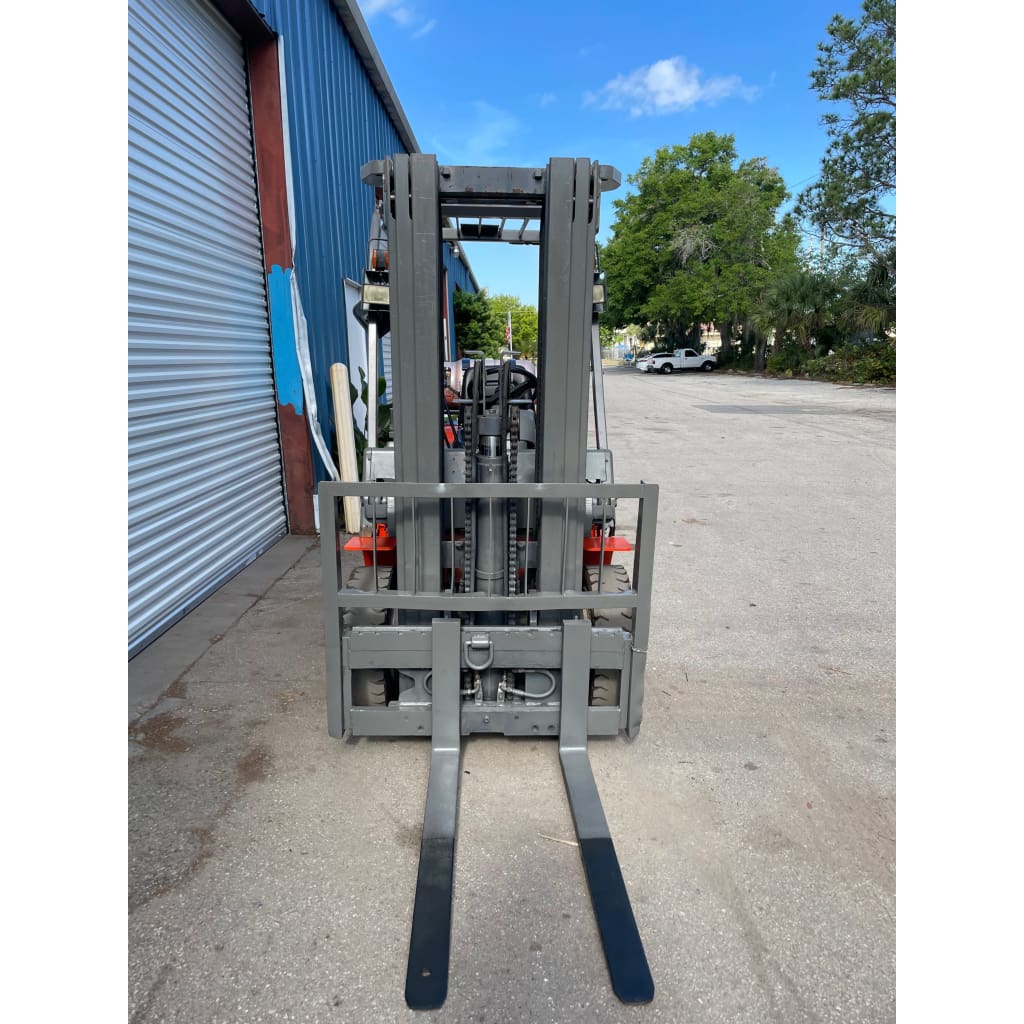Heli CPYD - TY5 5000 lb. LPG Propane Forklift w/ Sideshift & Solid Pneumatic Tires 185’ - Forklifts