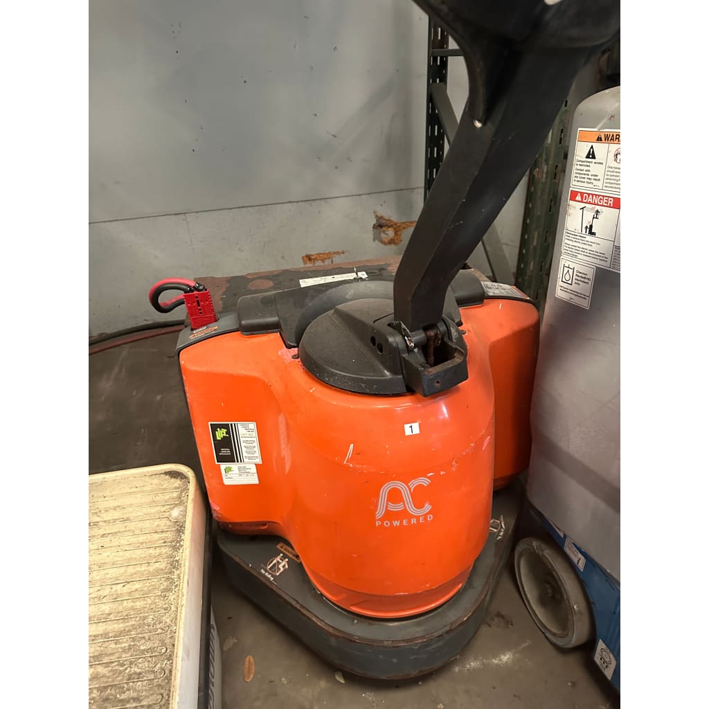 Toyota 8HBW30 6000 lbs Electric Pallet Jack Cushion Tires - Forklifts
