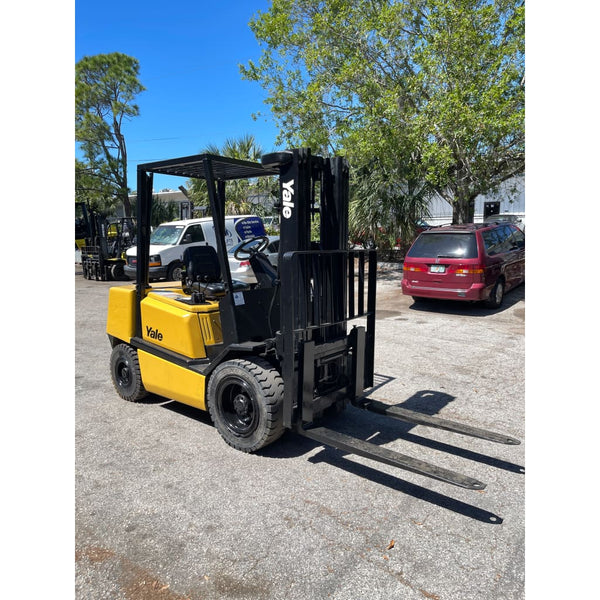 2002 Yale GDP060TG 6000 lb. Diesel Forklift w/ Sideshift & Solid Pneumatic 187H - Forklifts