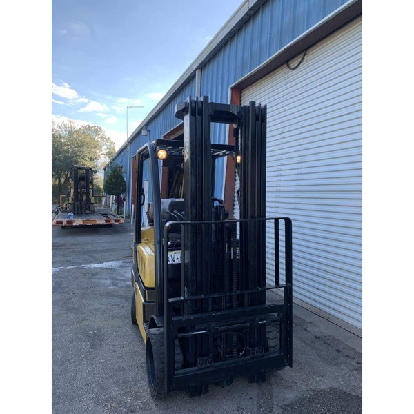 2007 Yale GLC060VX 6000 lb. LPG Forklift w/ Sideshift & Cushion Tires 199H - Forklifts