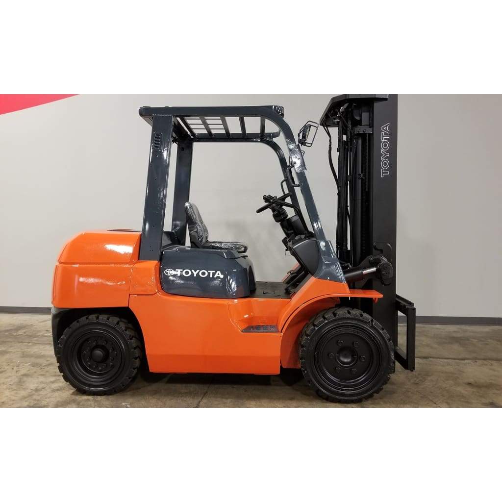 2008 Toyota 7FDU35 7000lbs Diesel Forklift w/ Sideshift Solid Pneumatic 3-Stage 171H - Forklifts