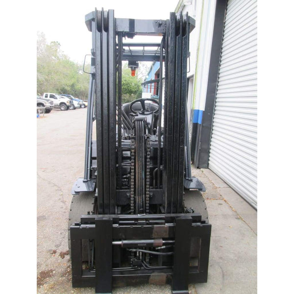 2009 Toyota 8FDU30 6000LBS Diesel Forklift w/ Sideshift 3-Stage 187H REFURB - Forklifts