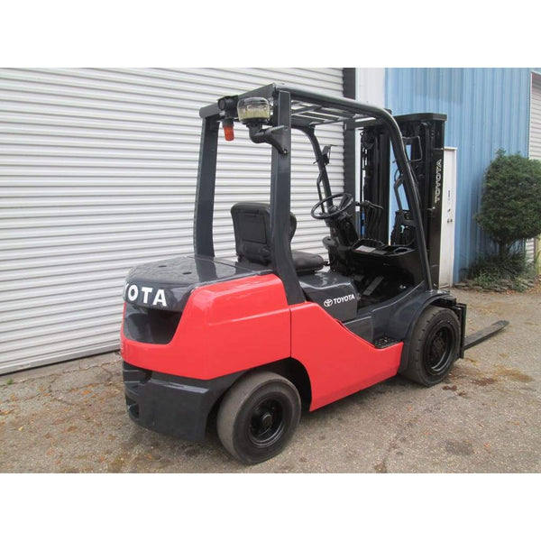2009 Toyota 8FDU30 6000LBS Diesel Forklift w/ Sideshift 3-Stage 187H REFURB - Forklifts