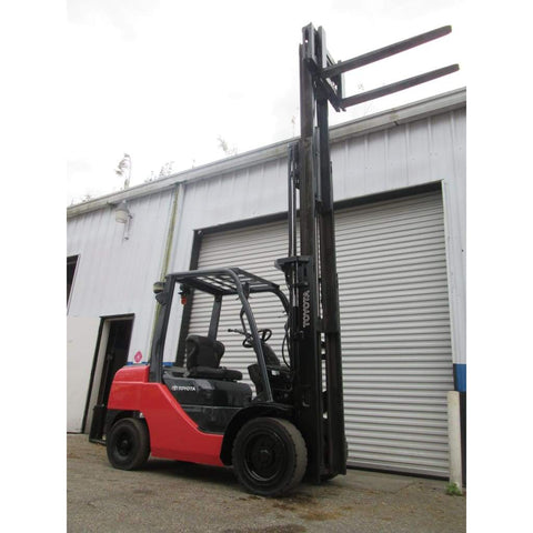 2010 Toyota 8FDU30 6000LBS Diesel Forklift w/ Sideshift Solid Pneumatic 3-Stage 187H - Forklifts