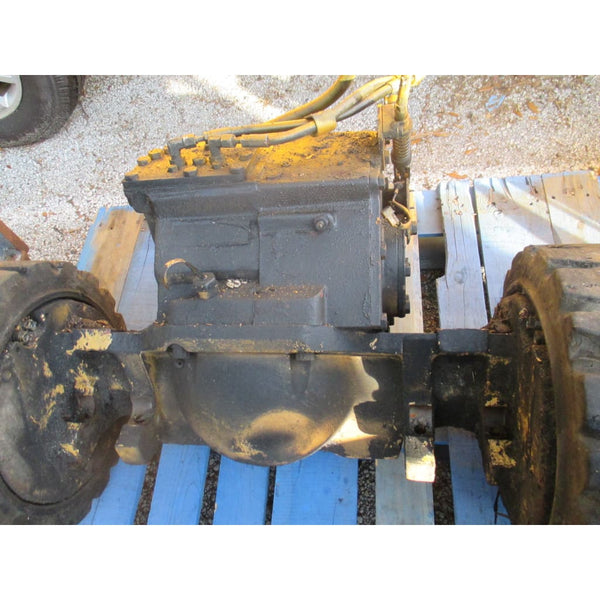 Caterpillar T40D 4000LBS Forklift Front Differential Axle Chunk w/ Wheels Cat - Parts