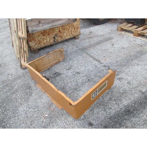 Caterpillar T40D T50D Forklift Side Panel Skirt w/ Seat Clamp Down Bracket - Parts