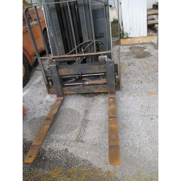 Crown RC3020-30 Electric Stand-Up Narrow Aisle Forklift Lift Truck 3000LBS 36V - Forklifts