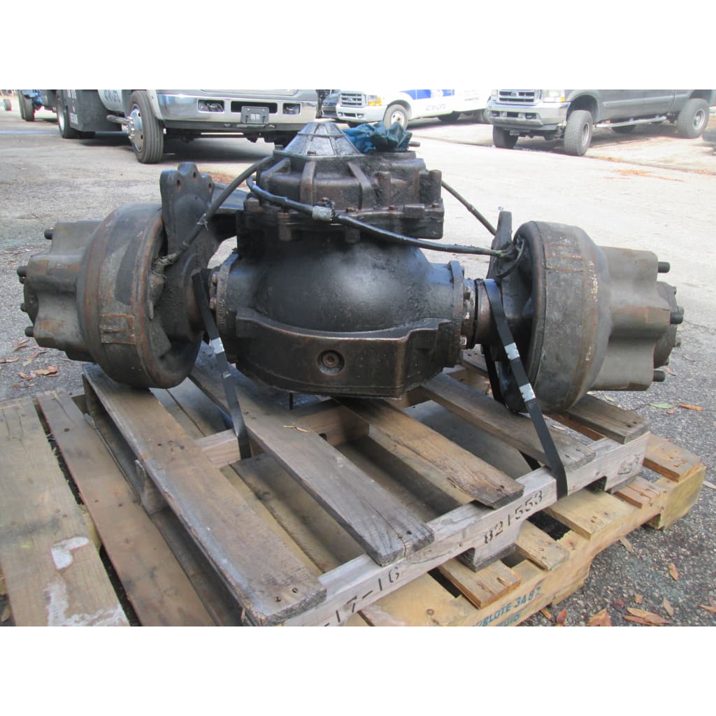 Front Differential Axle w/ Brakes for Toyota 8FDU30 Forklift - Parts