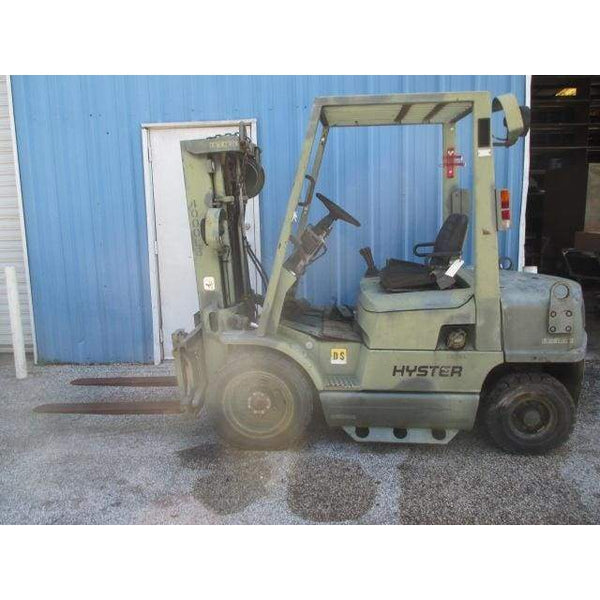 Hyster H40XM Diesel Forklift 4000LBS Capacity w/ Side Shift Pneumatic Tires - Forklifts