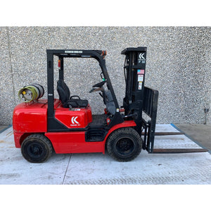 Kalmar C50 5,000 lb. LPG Forklift w/ Sideshift Triple Mast 192H - Forklifts