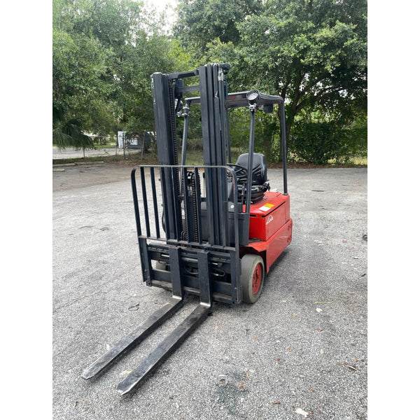 Linde E15 3000 lb. Electric 36v Forklift w/ SideShift 185H Triple Mast - Forklifts
