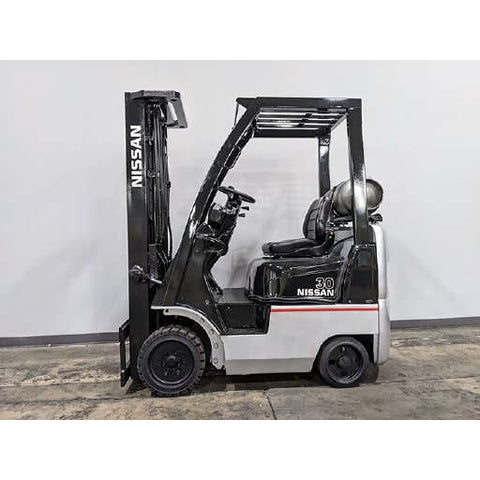 Nissan MCP1F2A20LV 4000 lb. LPG Forklift w/ Sideshift 80H - Forklifts