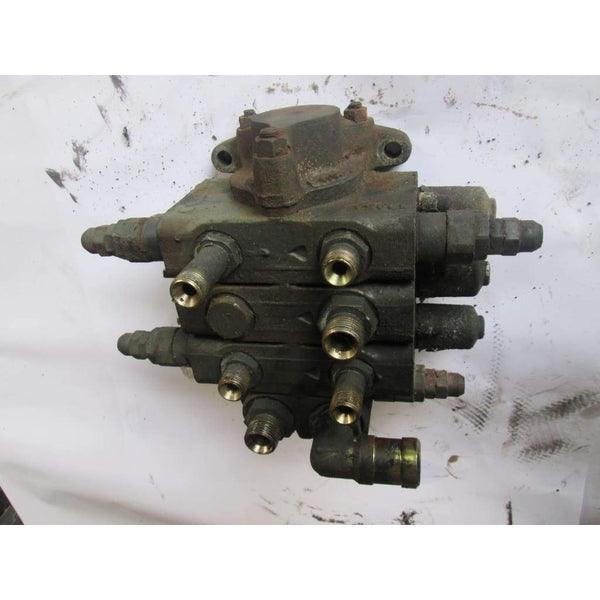 Nissan Gas Spool Valve - Parts