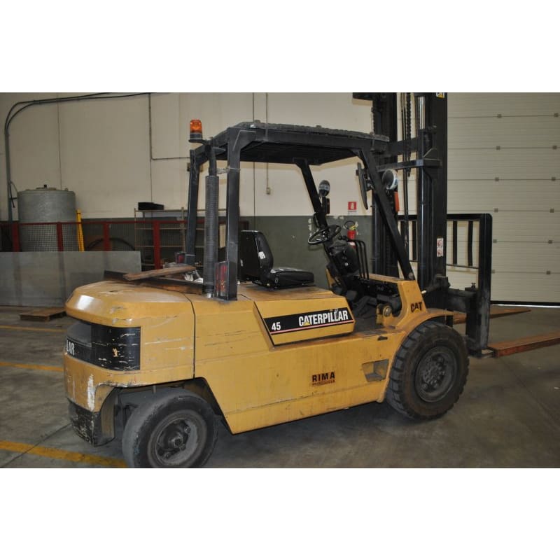 Caterpillar DP45 10,000 lb. Diesel Forklift w/ Sideshift & Dual Wheel Tires 130H - Forklifts