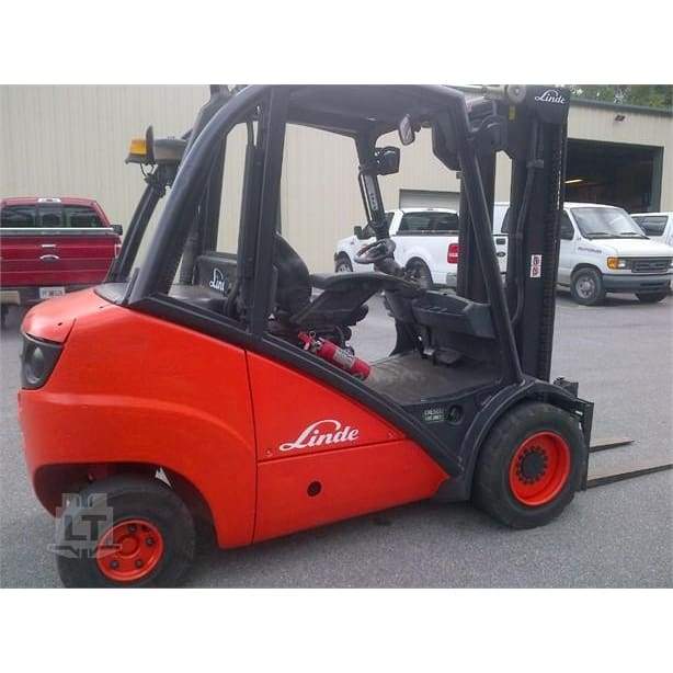 Linde H35D 7000 lb. Diesel Forklift w/ Sideshift Solid Pneumatic 3-Stage 187H - Forklifts