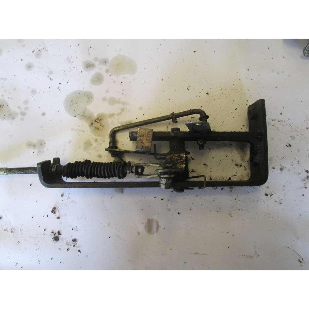 Yale Benada Accelerator And Wire - Parts