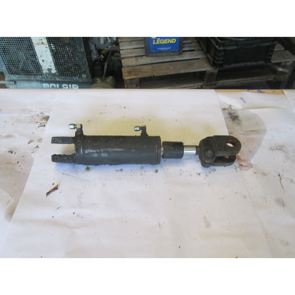 Yale Benada Tilt Cylinder - Parts