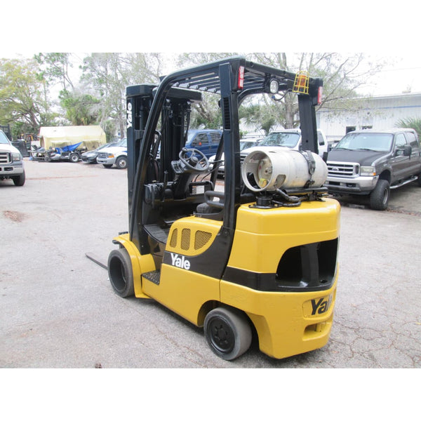 Yale GLC080LJ 8000LBS LPG Forklift w/ Sideshift 240 HT - Forklifts